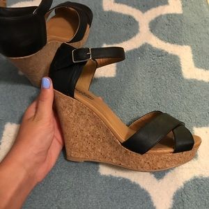 Charlotte russe Black and cork wedges